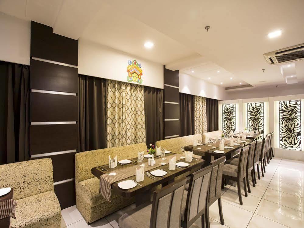 Oyo Rooms Near Cosmos Mall Siliguri Exterior photo
