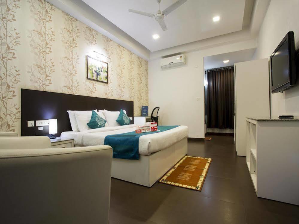 Oyo Rooms Near Cosmos Mall Siliguri Exterior photo